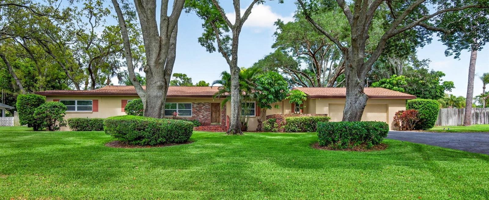 Photo of 7 EAGLE LANE PALM HARBOR FL 34683