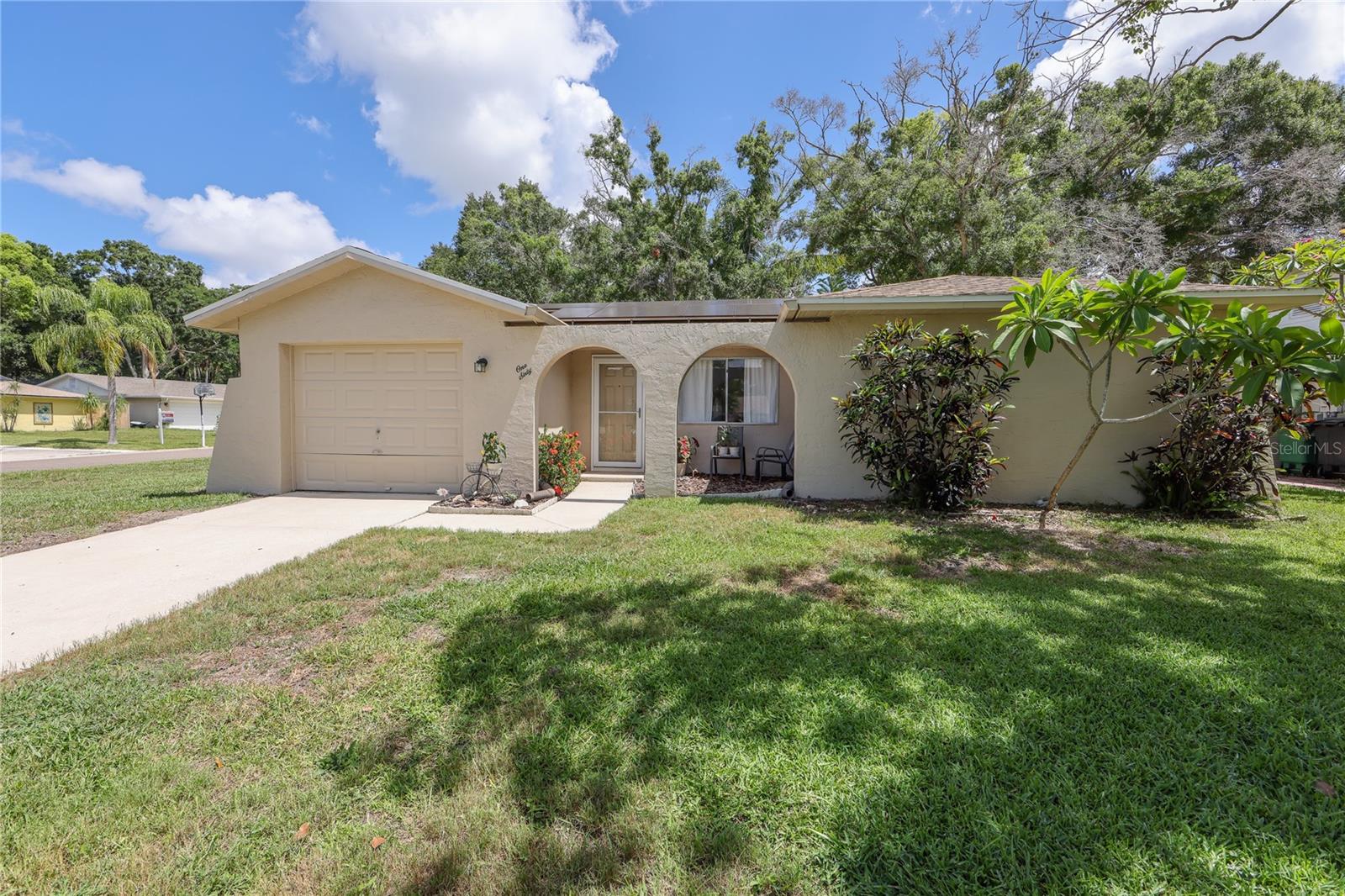 Photo of 160 MEADOWLARK DRIVE SAFETY HARBOR FL 34695