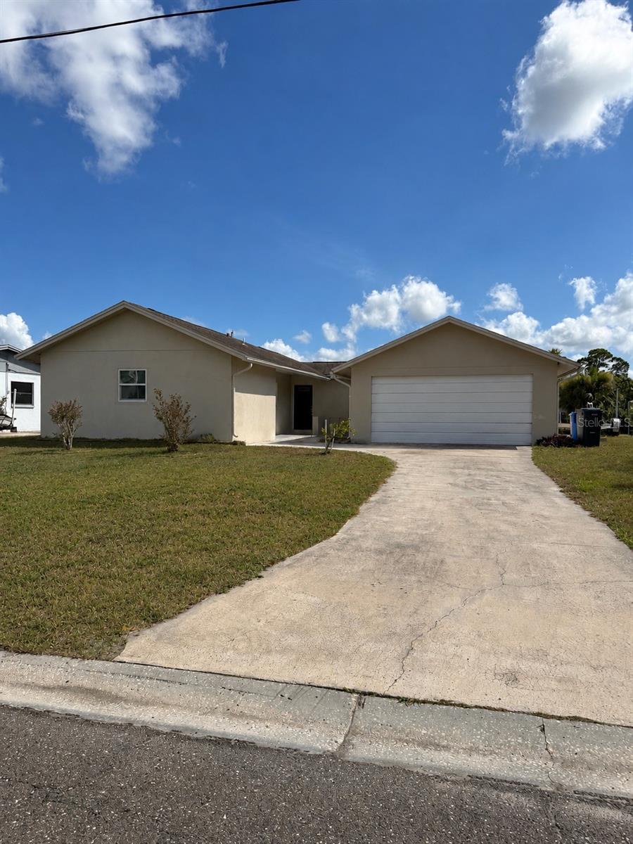 Photo of 10706 DOWRY AVENUE TAMPA FL 33615