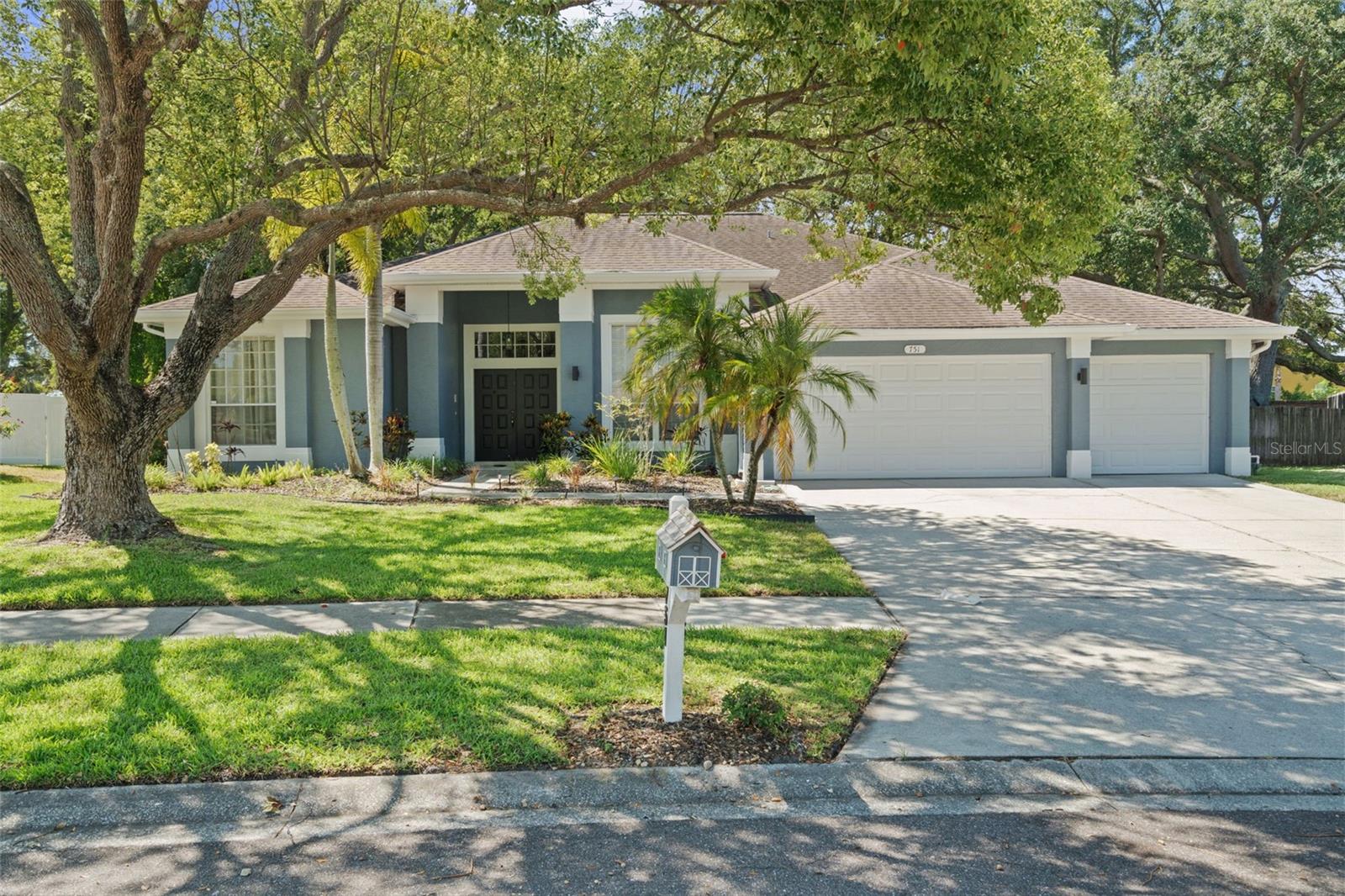 Photo of 751 HOUSE WREN CIRCLE PALM HARBOR FL 34683