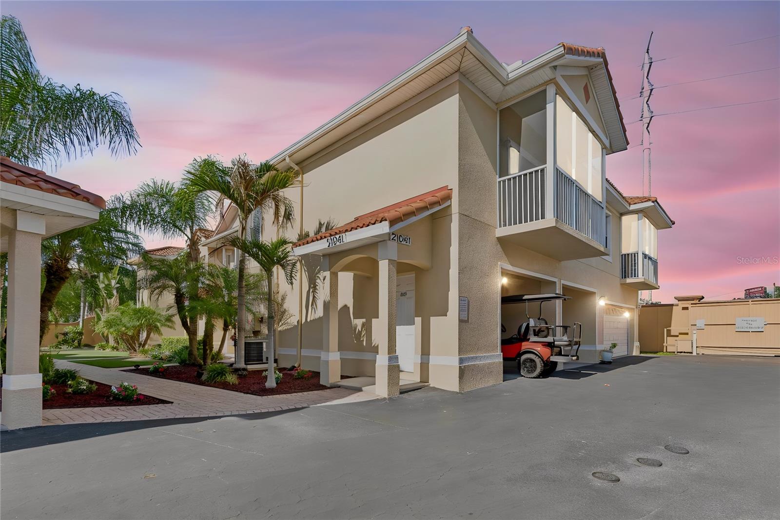Photo of 21041 SUNPOINT WAY #201 LUTZ FL 33558