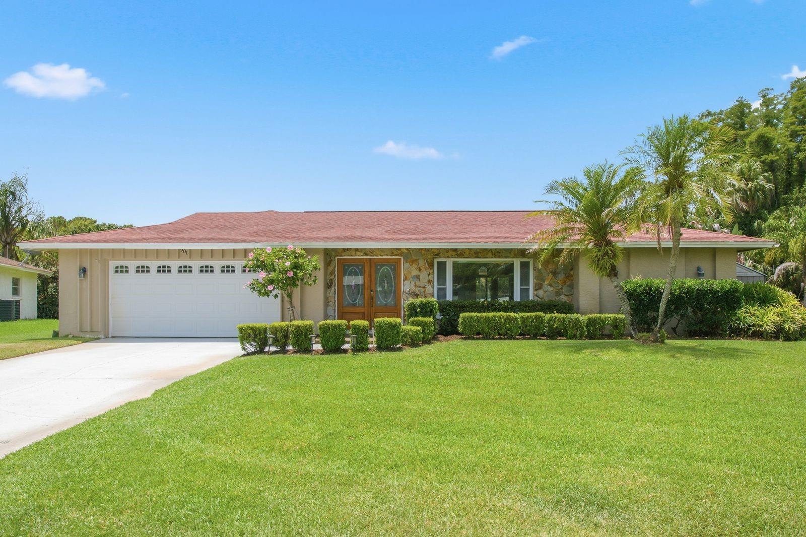 Photo of 900 MAINSAIL WAY PALM HARBOR FL 34685