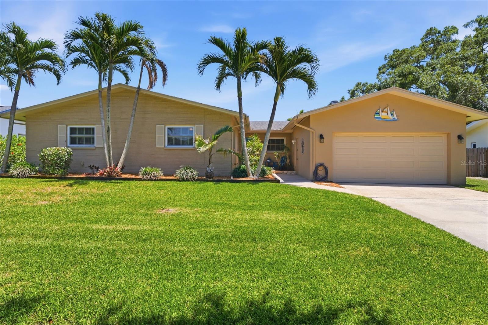 Photo of 2396 6TH AVENUE LARGO FL 33770