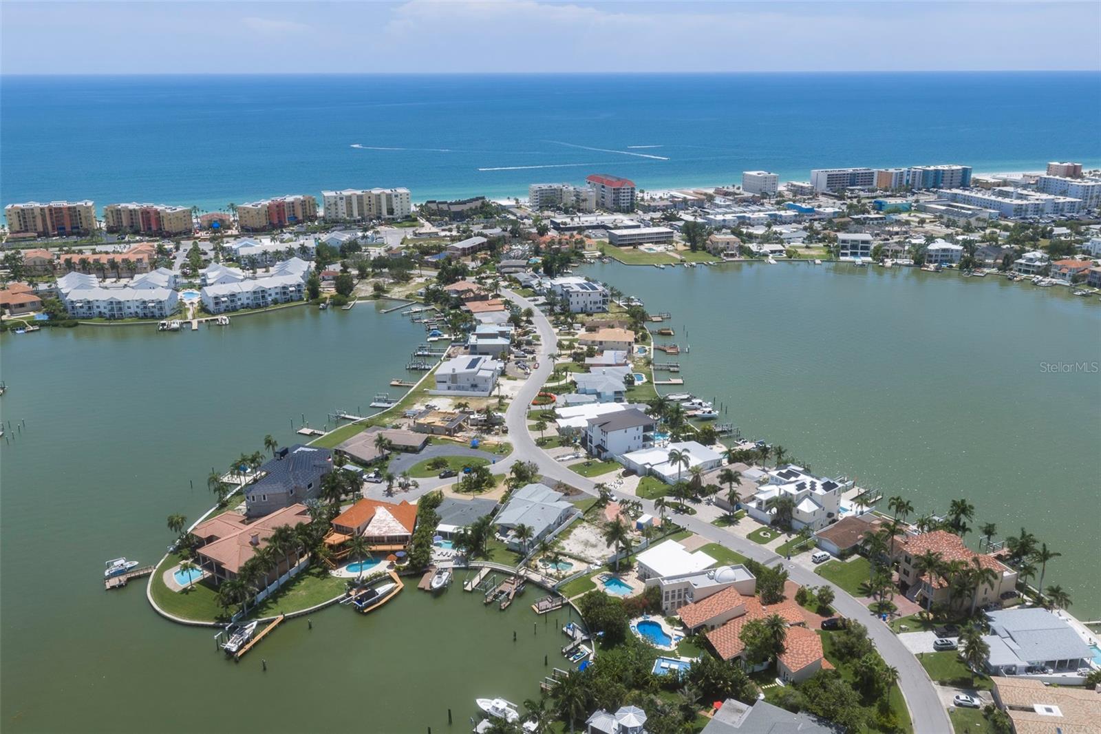 Photo of 303 BATH CLUB BOULEVARD NORTH REDINGTON BEACH FL 33708