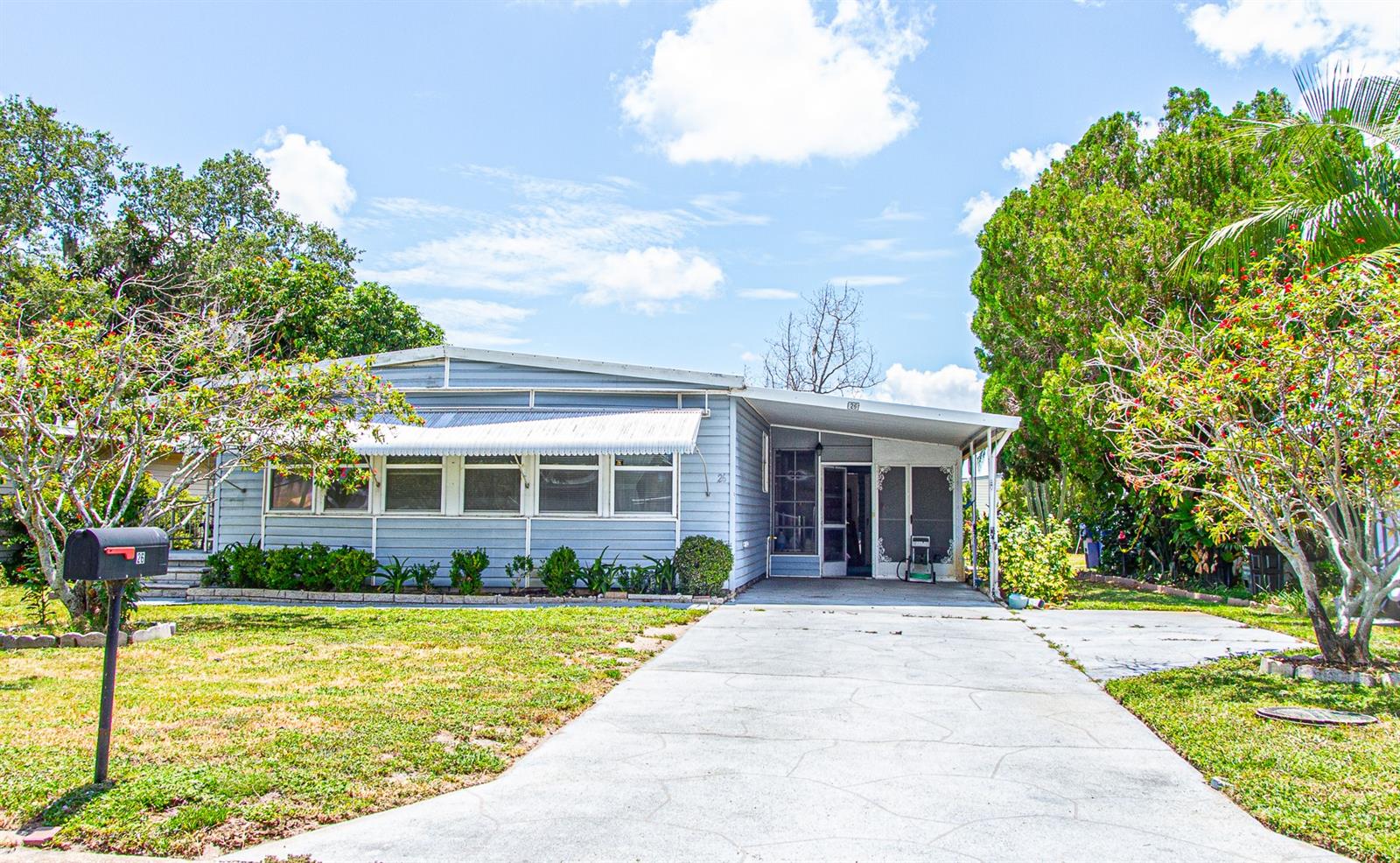 Photo of 26 HAMILTON LANE PALM HARBOR FL 34684