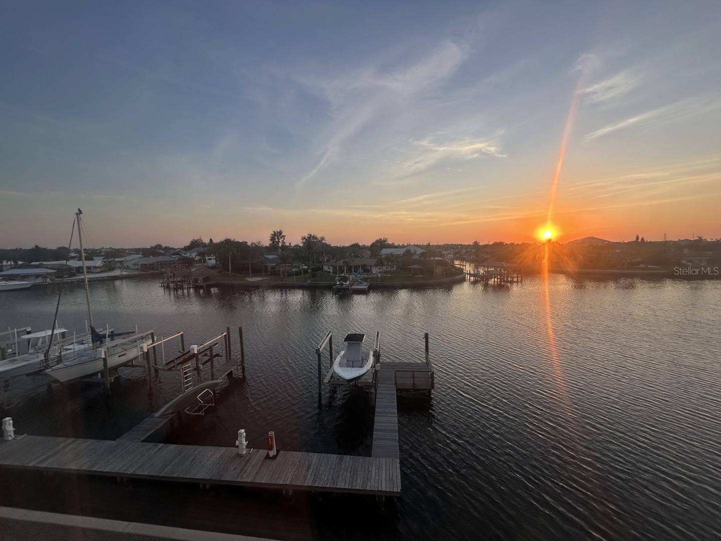 Photo of 6432 SUNSET BAY CIRCLE APOLLO BEACH FL 33572