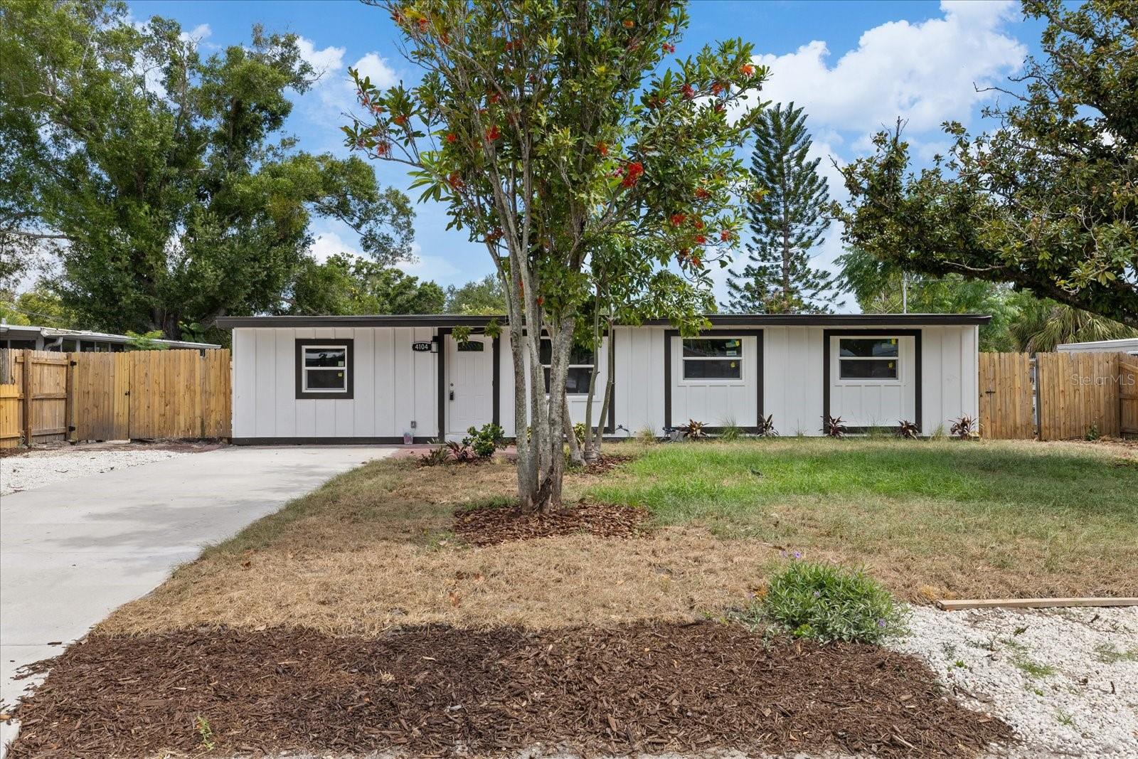 Photo of 4104 W MONTGOMERY TERRACE TAMPA FL 33616