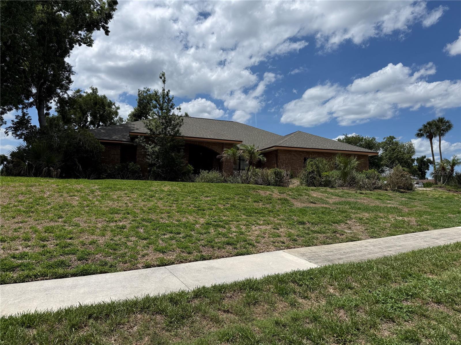 Photo of 10005 HUNT CLIFF DRIVE RIVERVIEW FL 33569