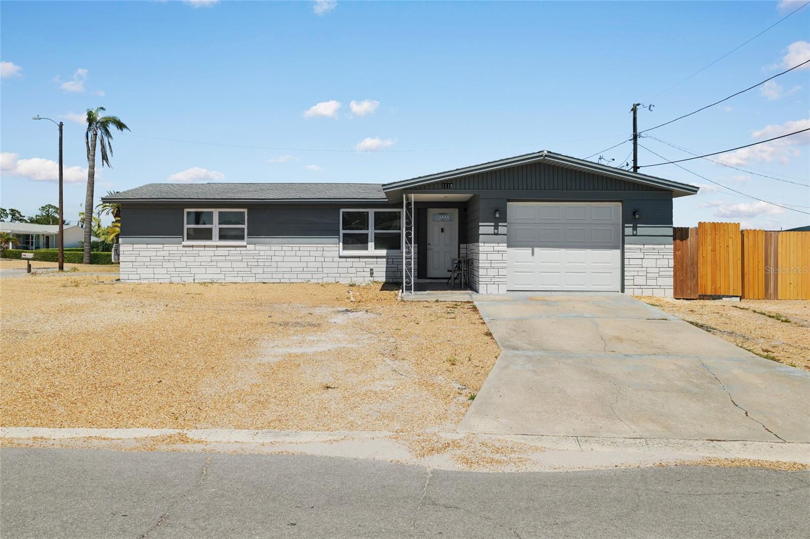Photo of 1118 EXCALIBUR STREET HOLIDAY FL 34690