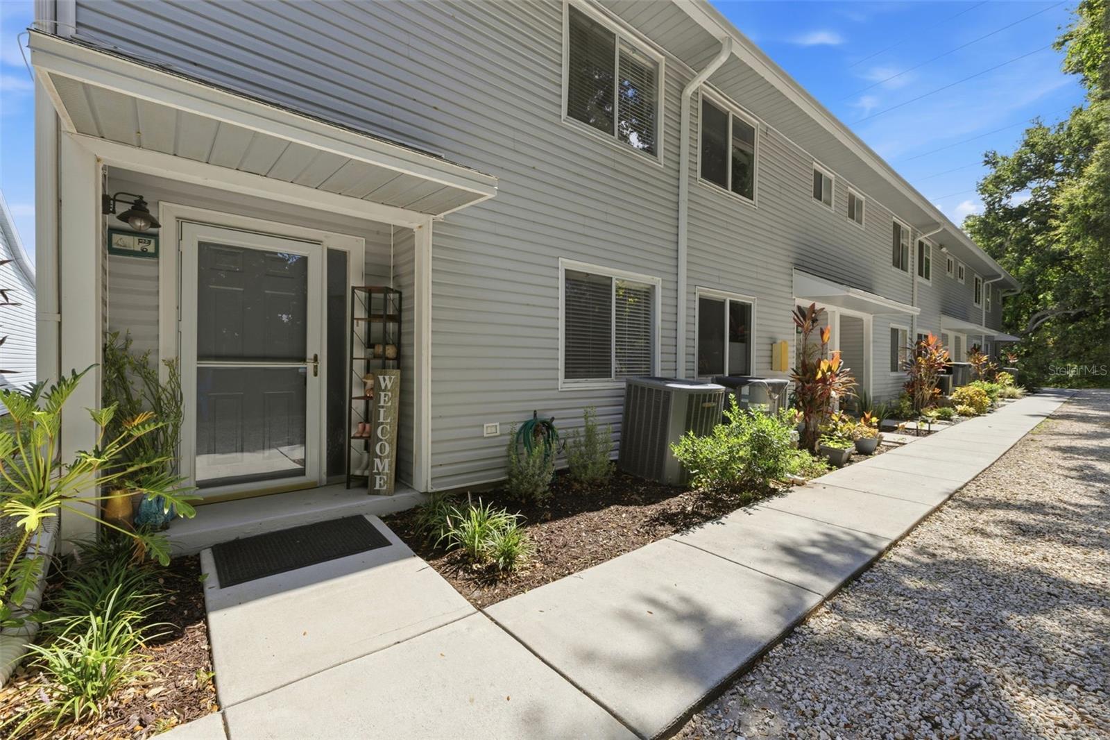 Photo of 500 NEW YORK AVENUE #7 DUNEDIN FL 34698