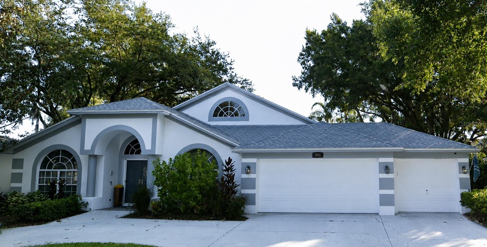 Photo of 15211 ARBOR HOLLOW DRIVE ODESSA FL 33556