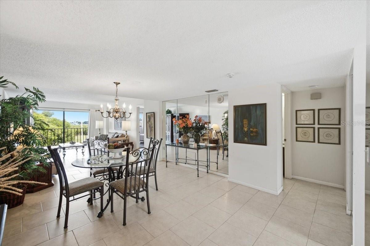 Photo of 7050 SUNSET DRIVE #216 ST PETERSBURG FL 33707