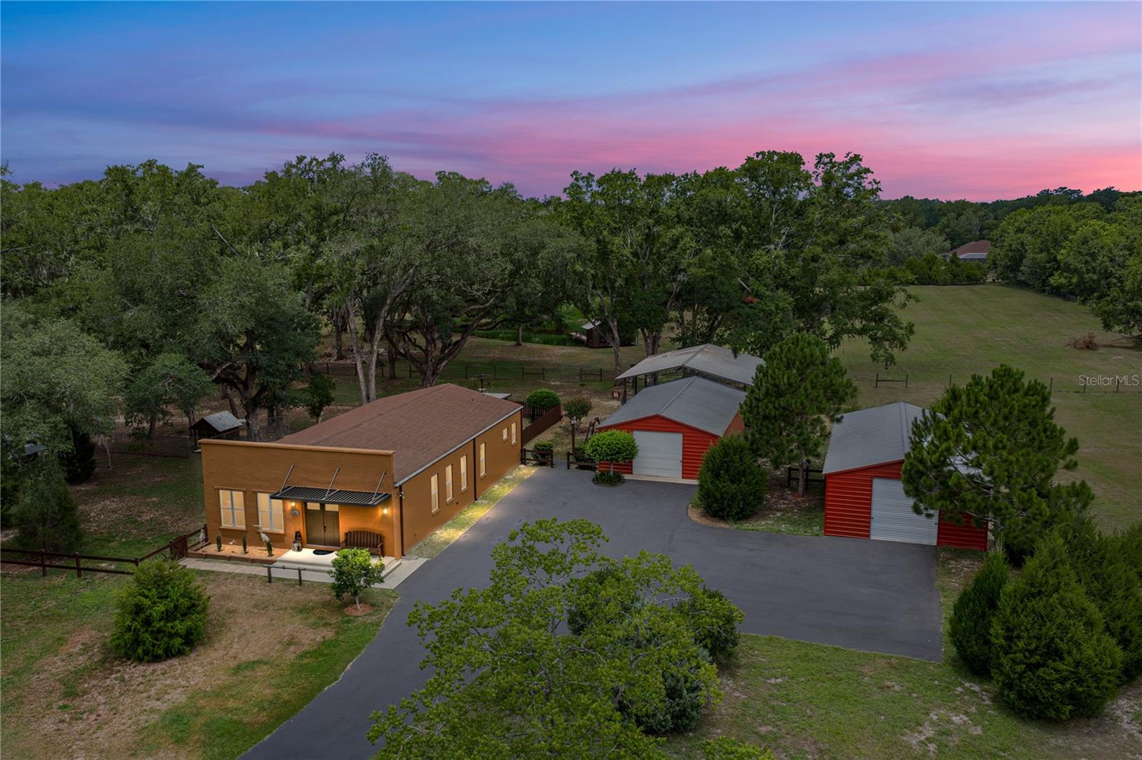 Photo of 13031 BELLAMY BROTHERS BOULEVARD DADE CITY FL 33525