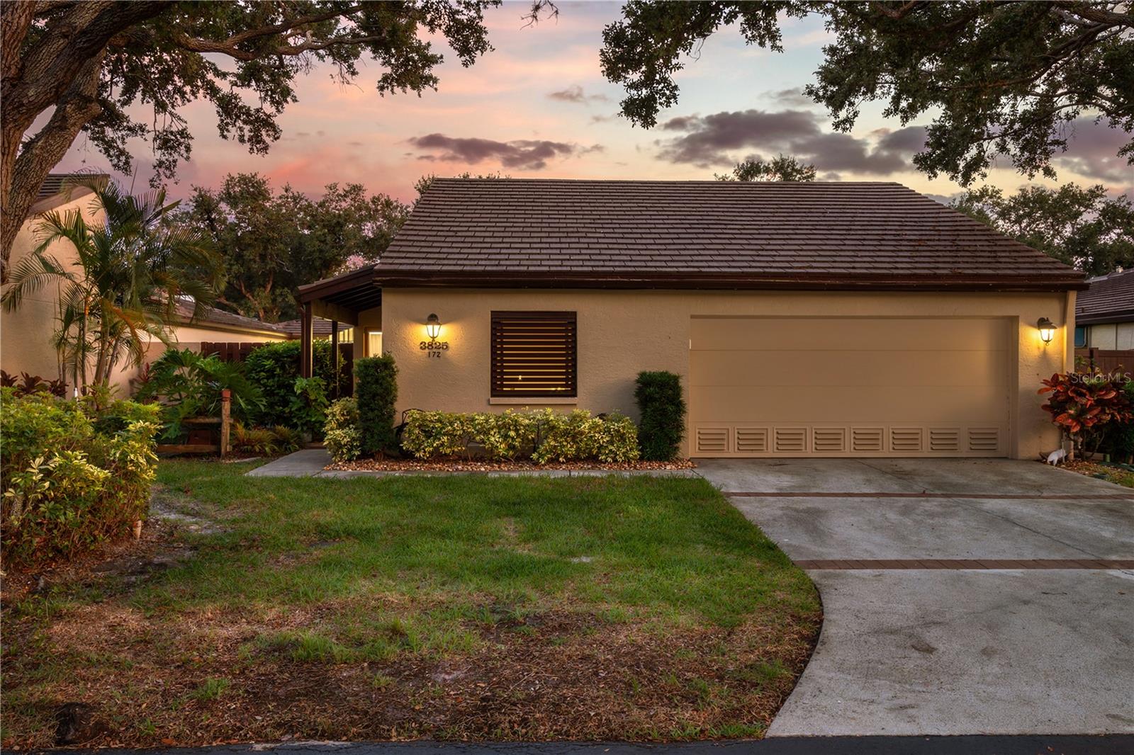 Photo of 3825 GLEN OAKS MANOR DRIVE SARASOTA FL 34232