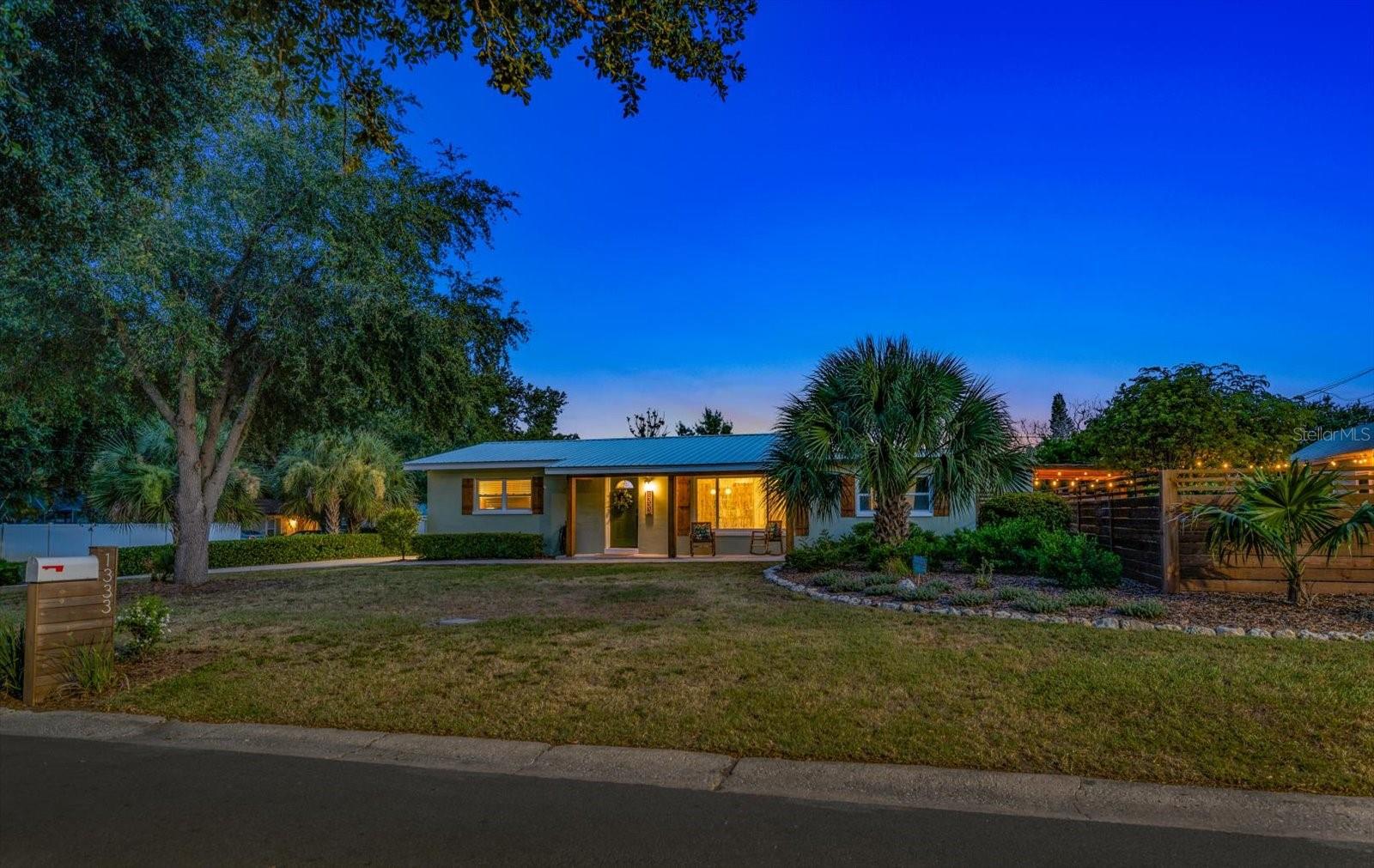 Photo of 1333 BAYVIEW DRIVE CLEARWATER FL 33756