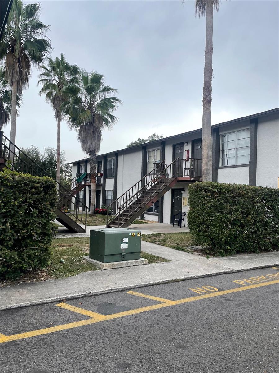 Photo of 1311 BAYWATCH LOOP #204 TAMPA FL 33612