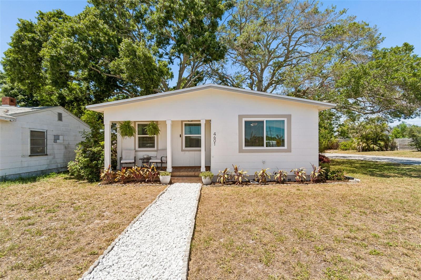 Photo of 4601 16TH AVENUE ST PETERSBURG FL 33713