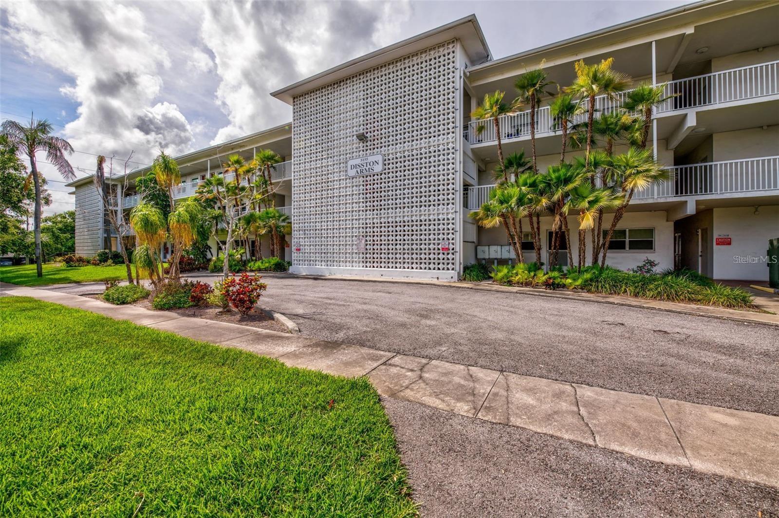 Photo of 5155 9TH AVENUE #302 ST PETERSBURG FL 33710