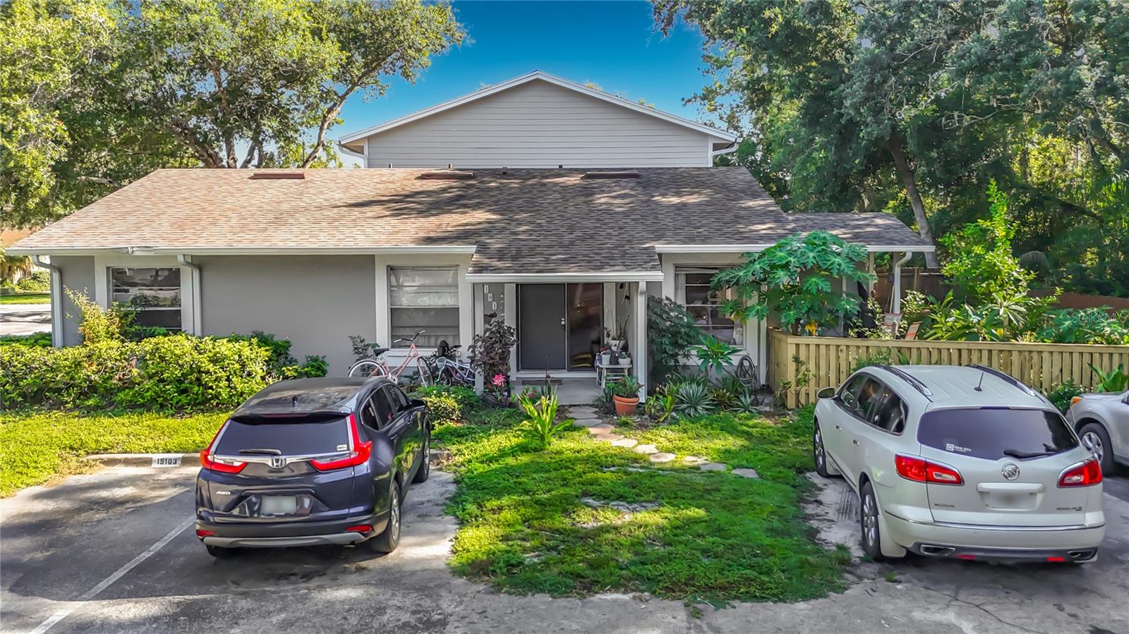 Photo of 15101 MORNING DR LUTZ FL 33559
