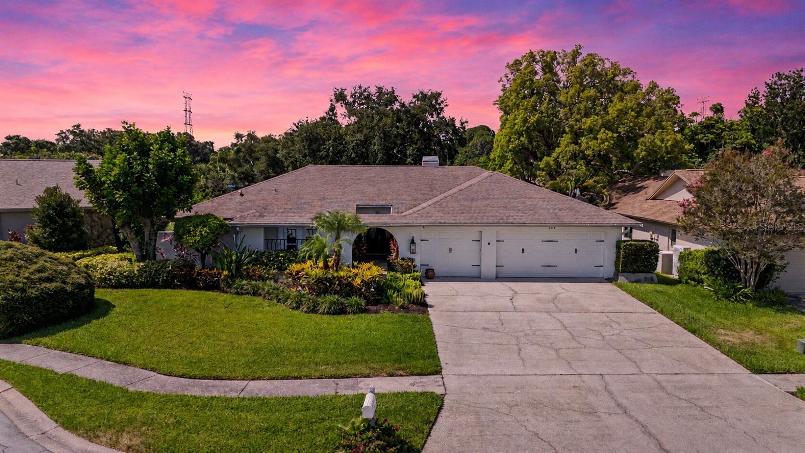 Photo of 2717 REDFORD COURT CLEARWATER FL 33761