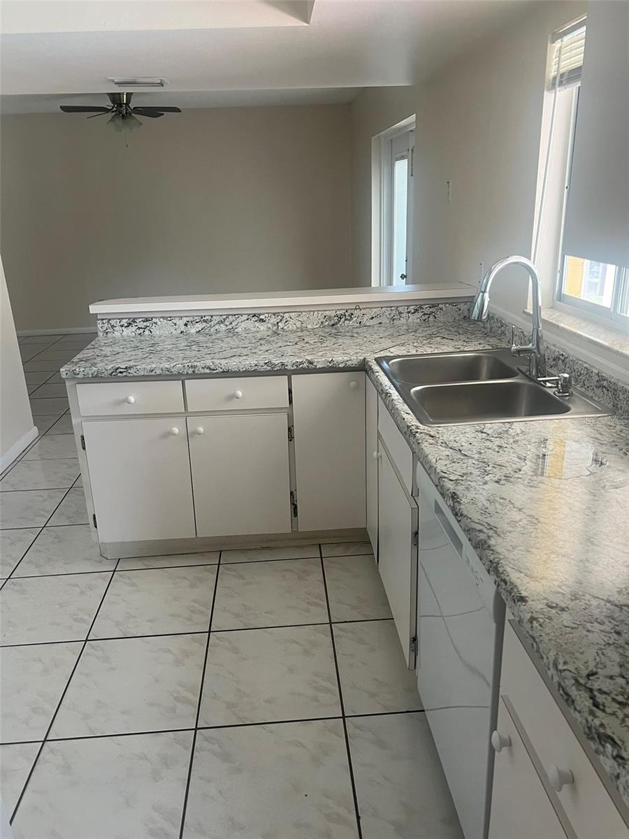 Photo of 5205 DUBLIN PLACE TAMPA FL 33624