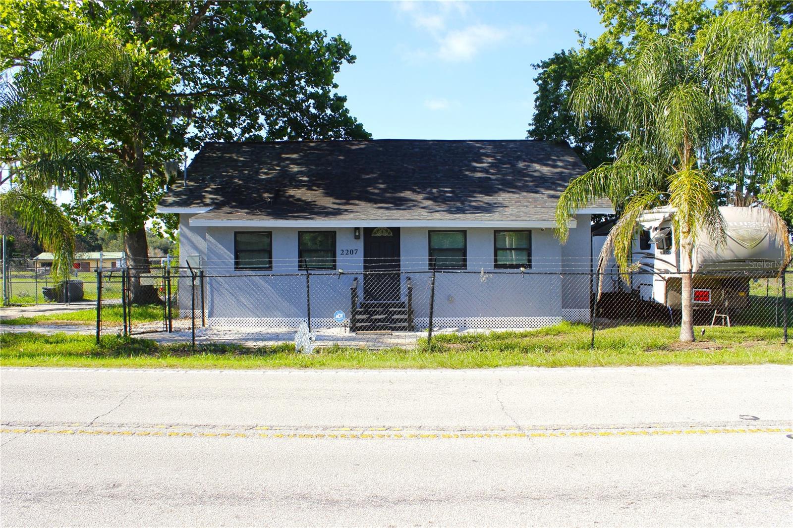 Photo of 2207 SPARKMAN ROAD PLANT CITY FL 33566