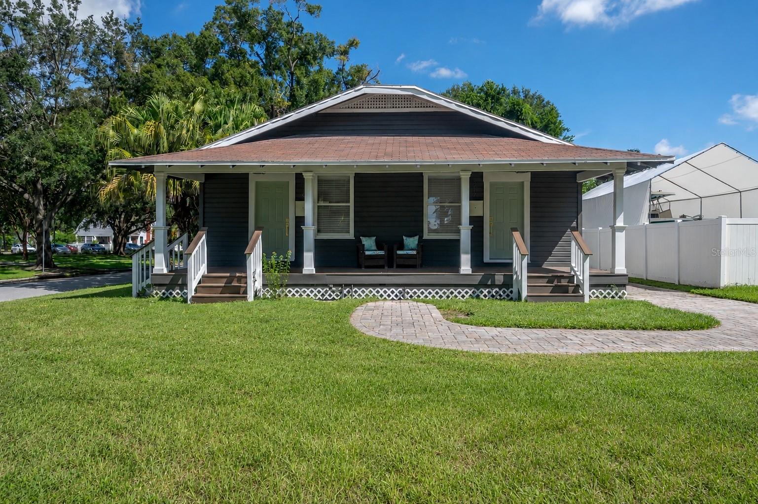 Photo of 319 W CURTIS STREET TAMPA FL 33603