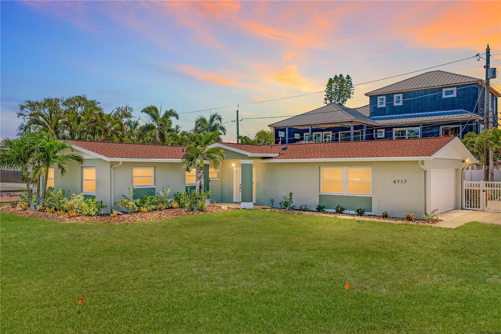 Photo of 6717 CARDINAL DRIVE ST PETERSBURG FL 33707