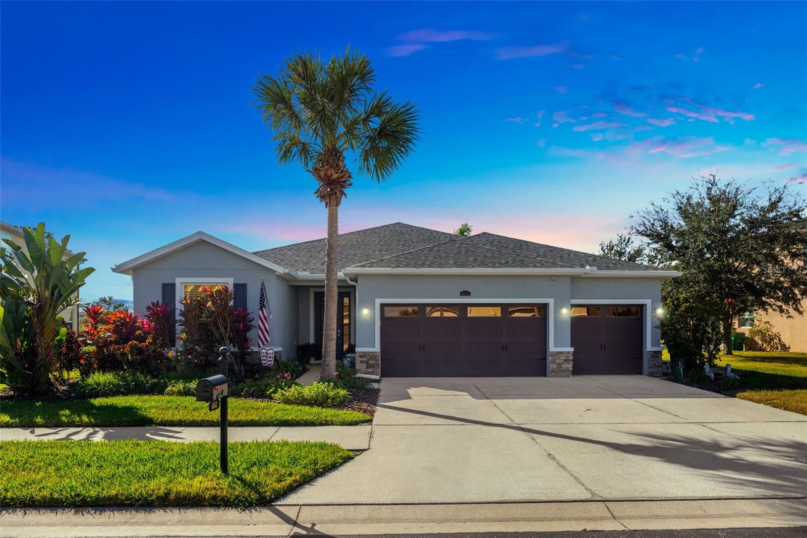 Photo of 5652 FISHER GLEN LOOP WESLEY CHAPEL FL 33545