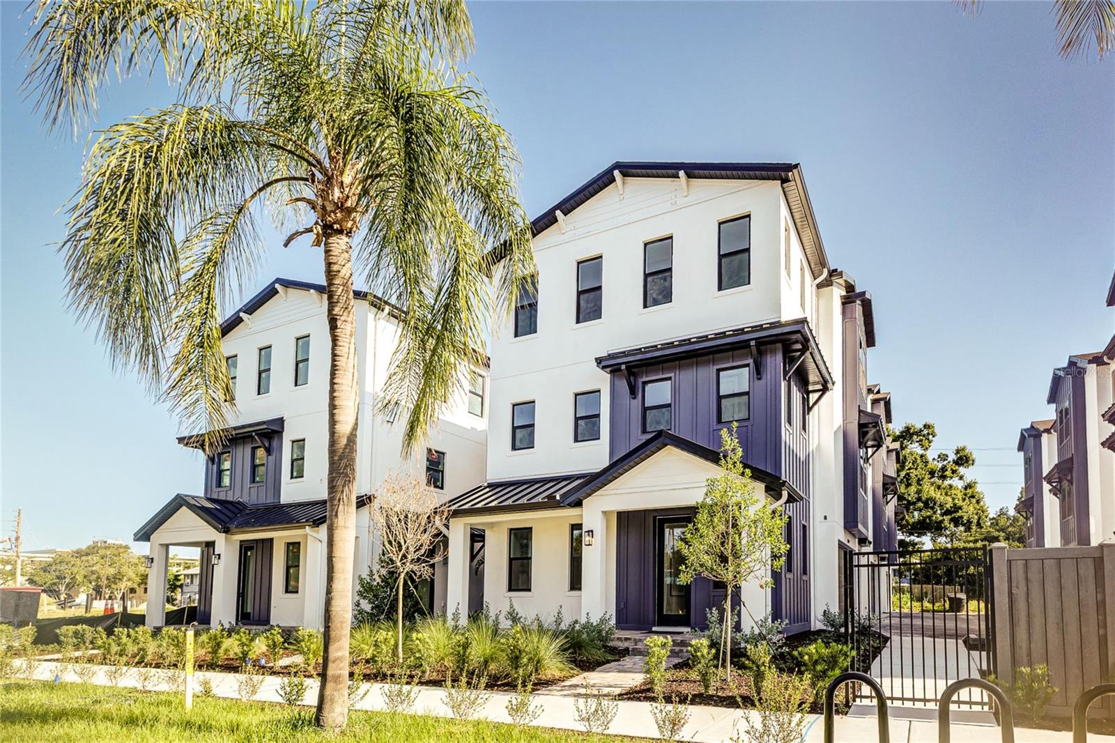 Photo of 3009 1ST AVENUE ST PETERSBURG FL 33713