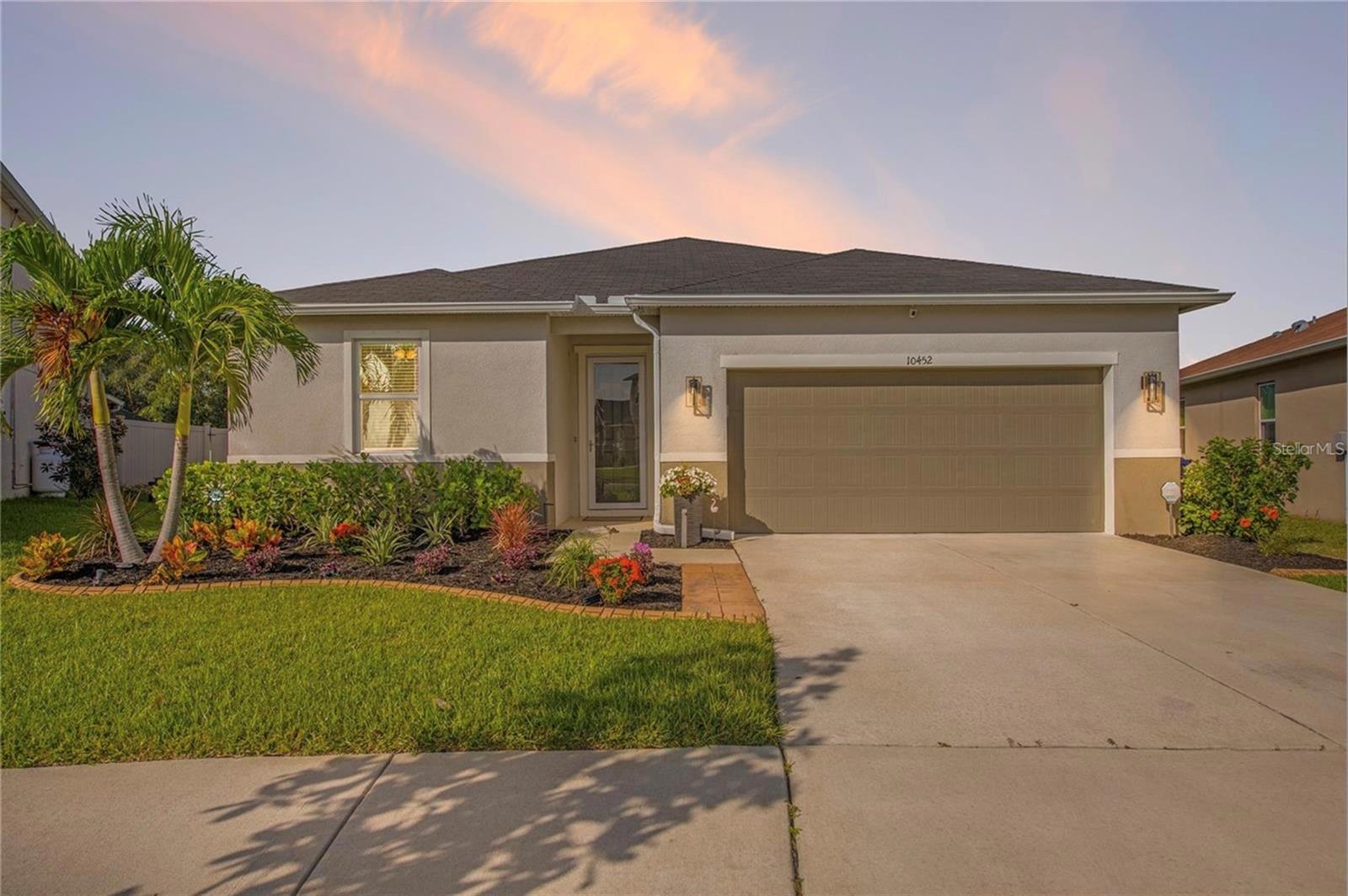 Photo of 10452 LAGUNA PLAINS DRIVE RIVERVIEW FL 33578