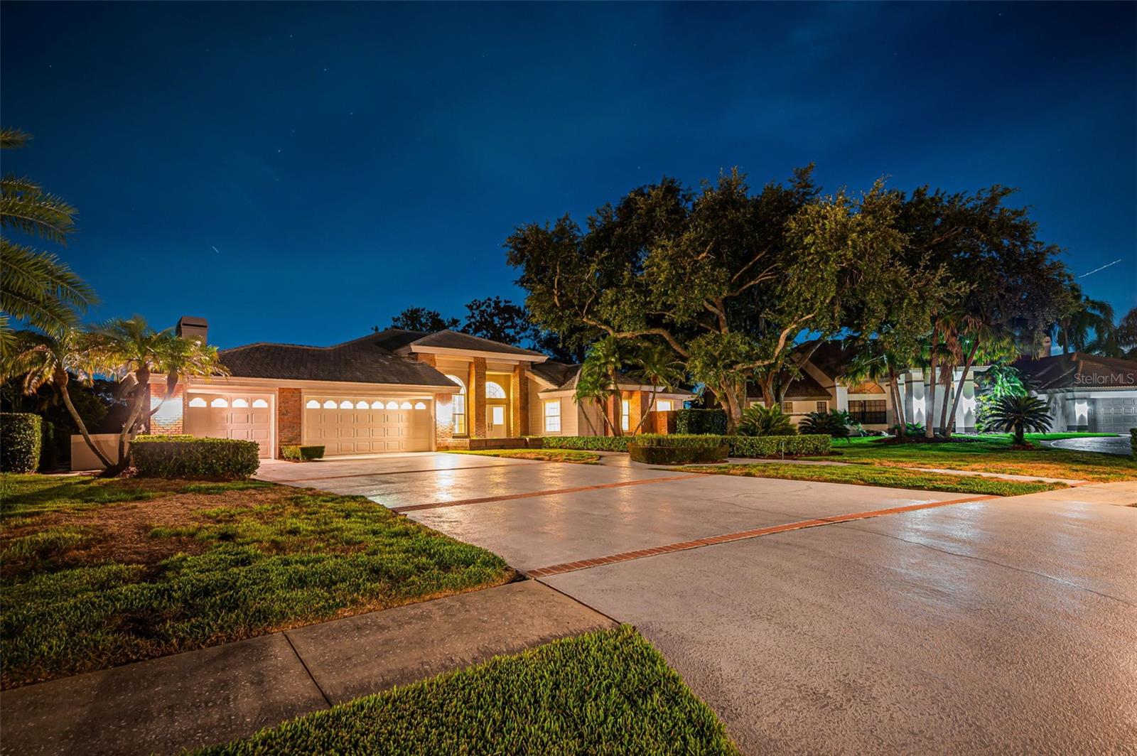 Photo of 4995 CAMBERLEY LANE OLDSMAR FL 34677