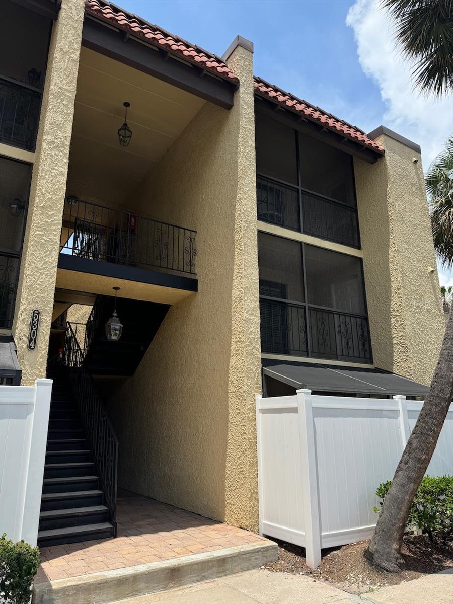 Photo of 5304 W KENNEDY BOULEVARD #205 TAMPA FL 33609