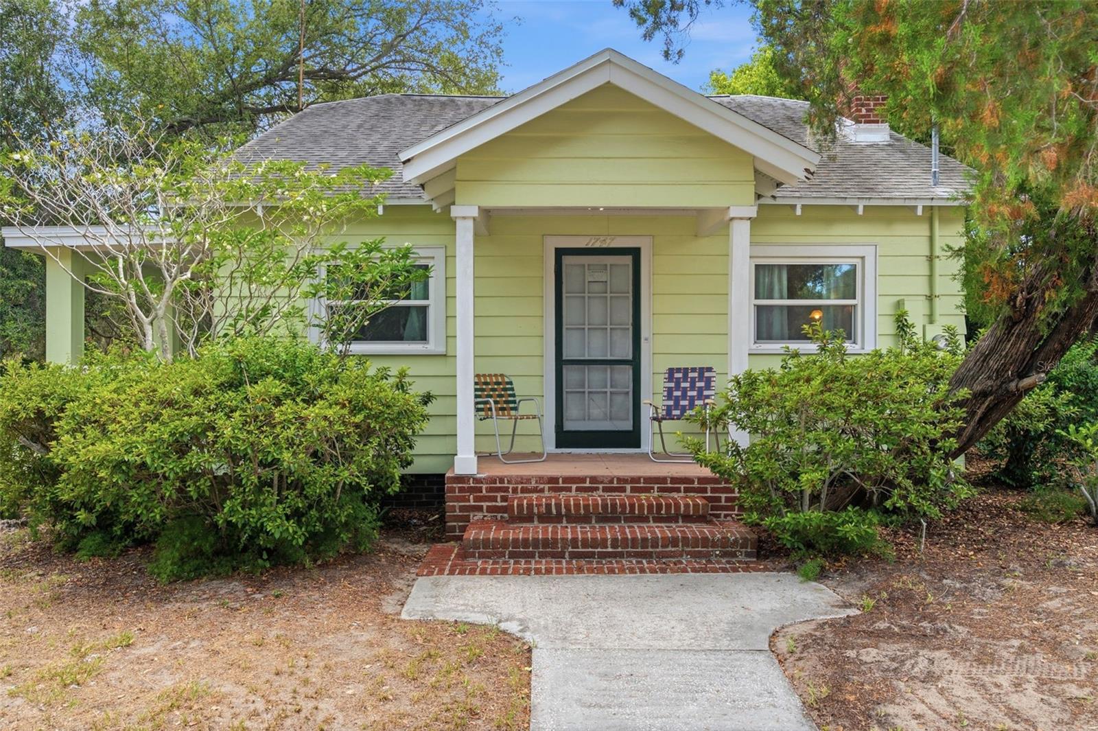 Photo of 1747 APACHE TRAIL CLEARWATER FL 33755