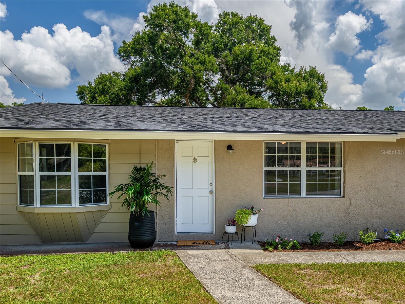 Photo of 4722 STEARNS ROAD VALRICO FL 33596