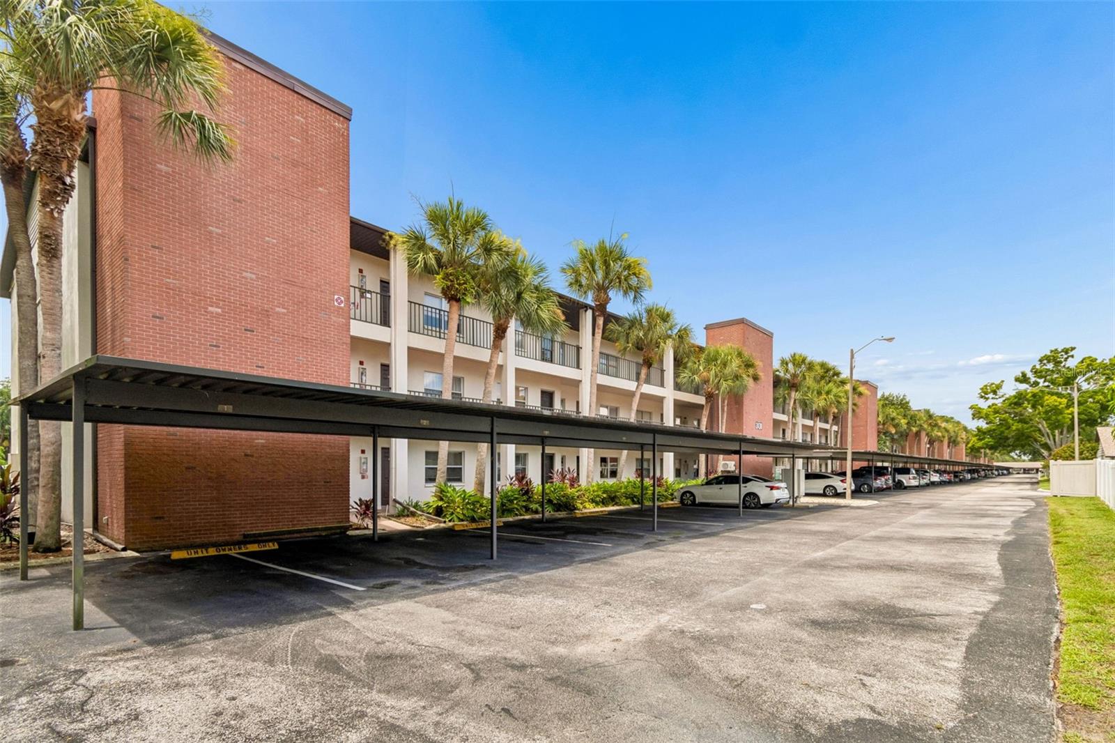 Photo of 2438 ENTERPRISE ROAD #25 CLEARWATER FL 33763