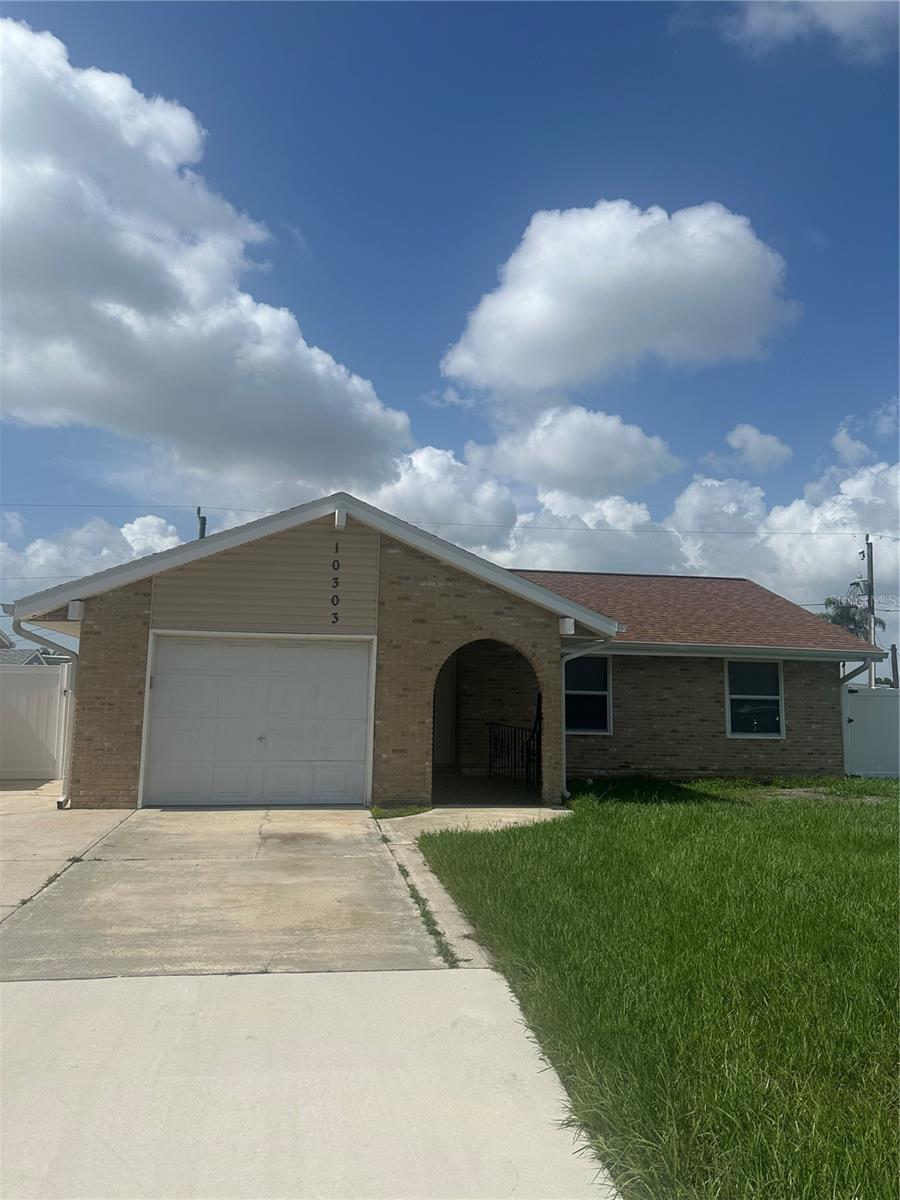 Photo of 10303 123RD AVENUE LARGO FL 33773
