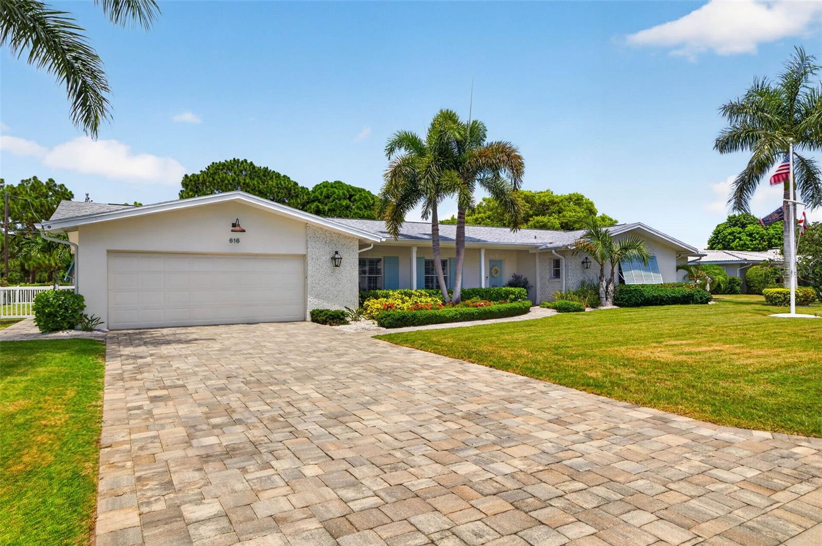 Photo of 616 PINELAND AVENUE CLEARWATER FL 33756