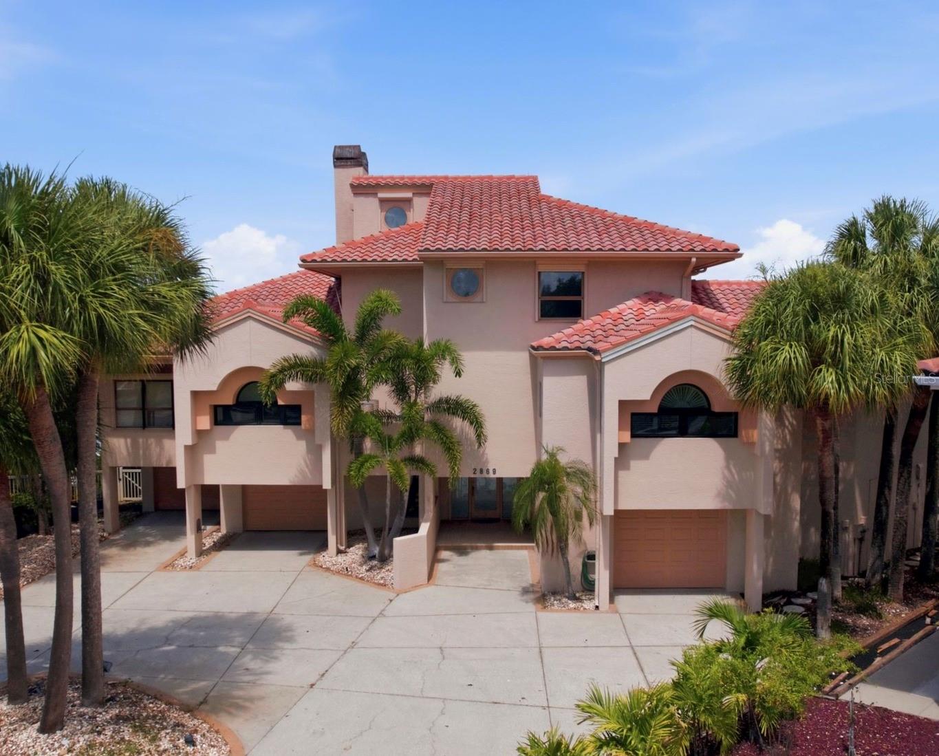 Photo of 2869 SEABREEZE DRIVE ST PETERSBURG FL 33707