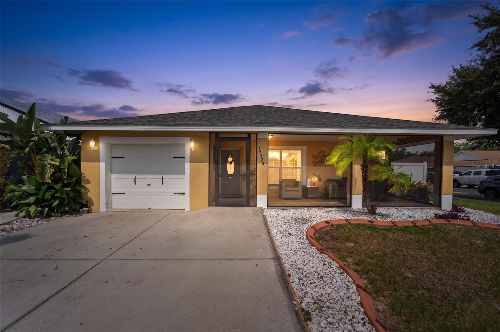 Photo of 15428 FLORIDA BREEZE LOOP WIMAUMA FL 33598