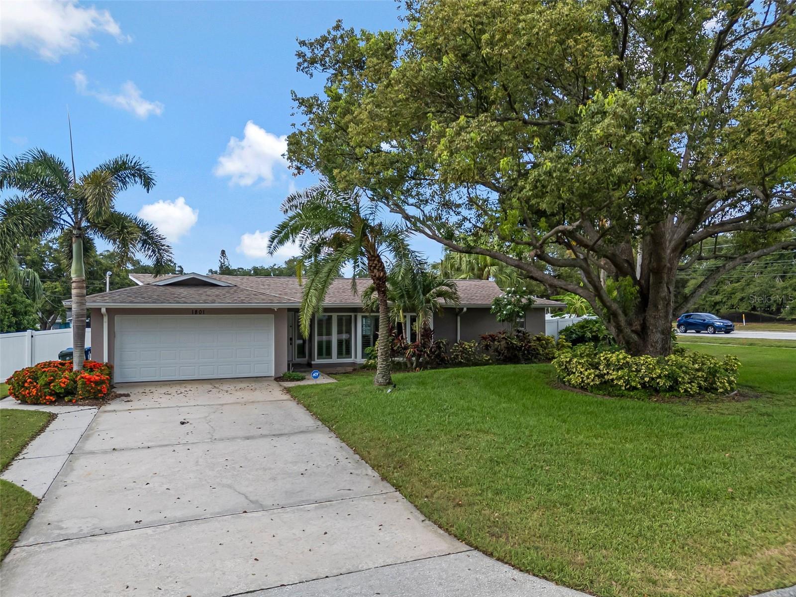 Photo of 1801 OAK PARK DRIVE CLEARWATER FL 33764