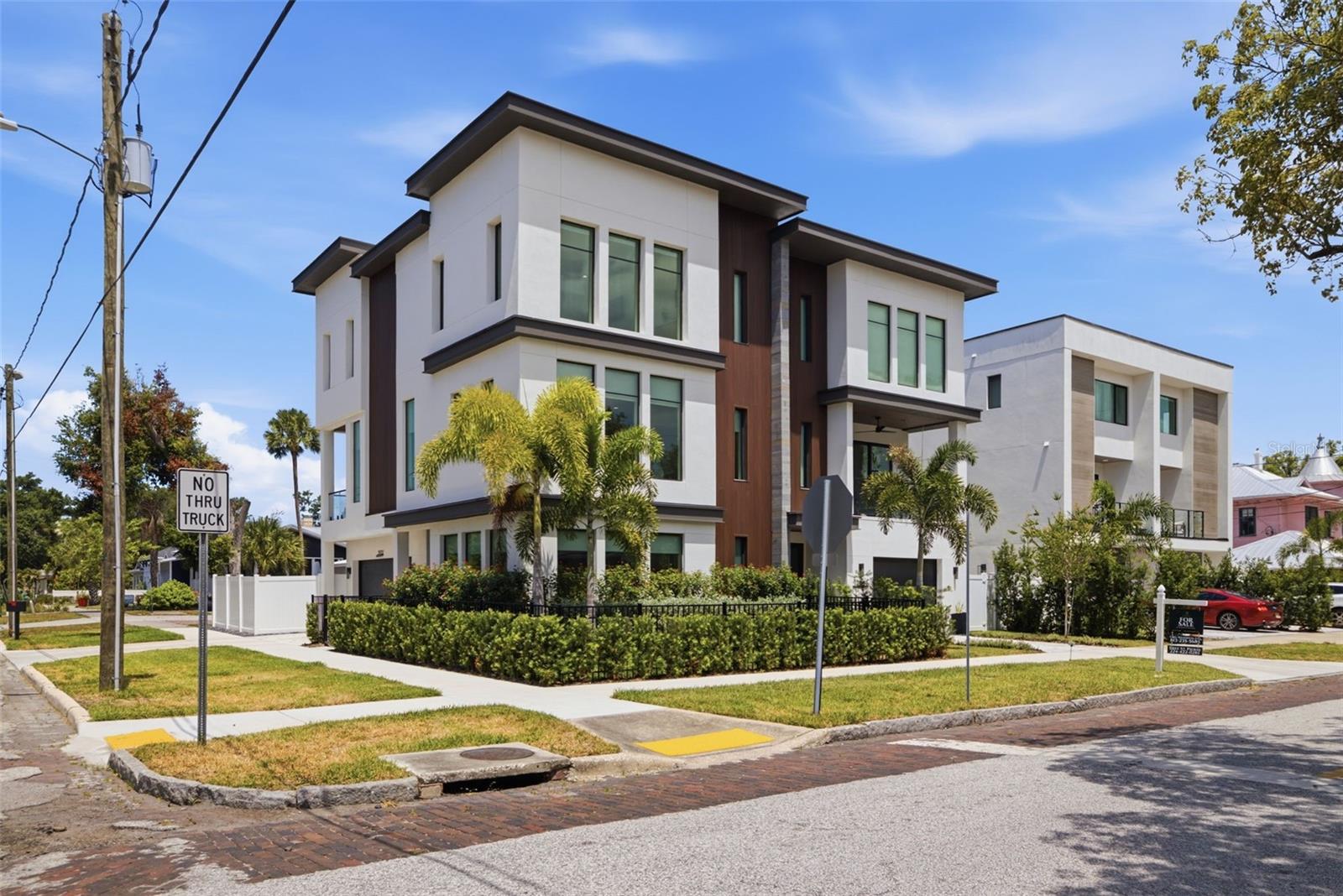 Photo of 2502 N HIGHLAND AVENUE #1 TAMPA FL 33602