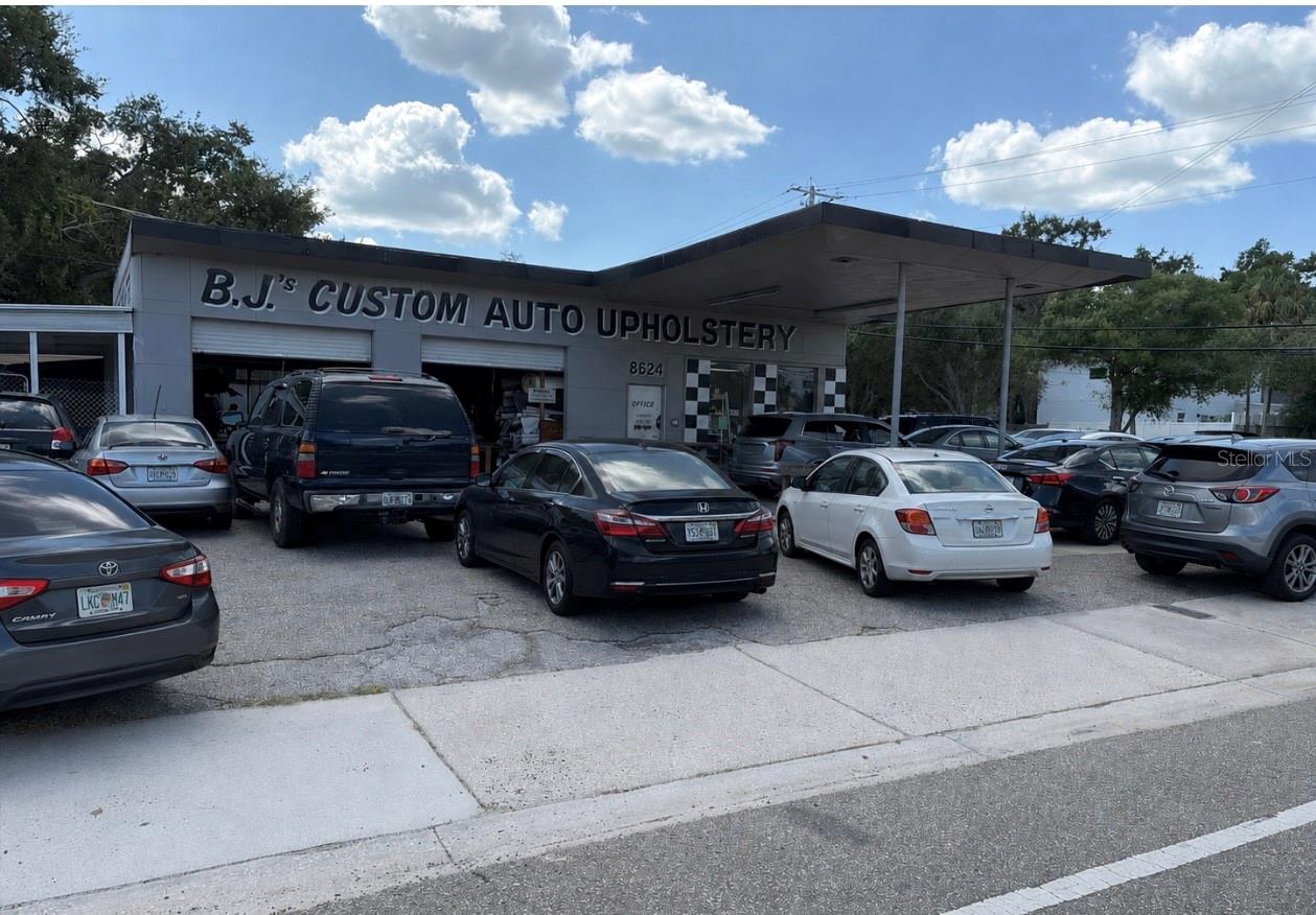 Photo of 8624 N FLORIDA AVENUE TAMPA FL 33604