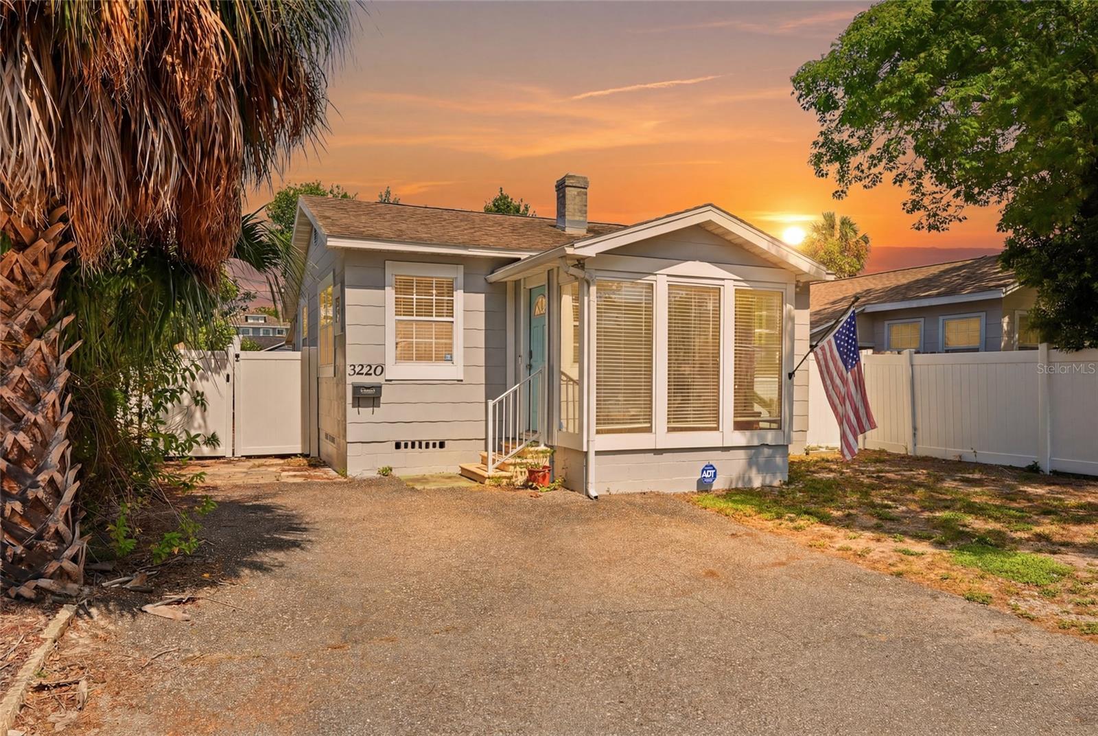 Photo of 3220 16TH STREET ST PETERSBURG FL 33704