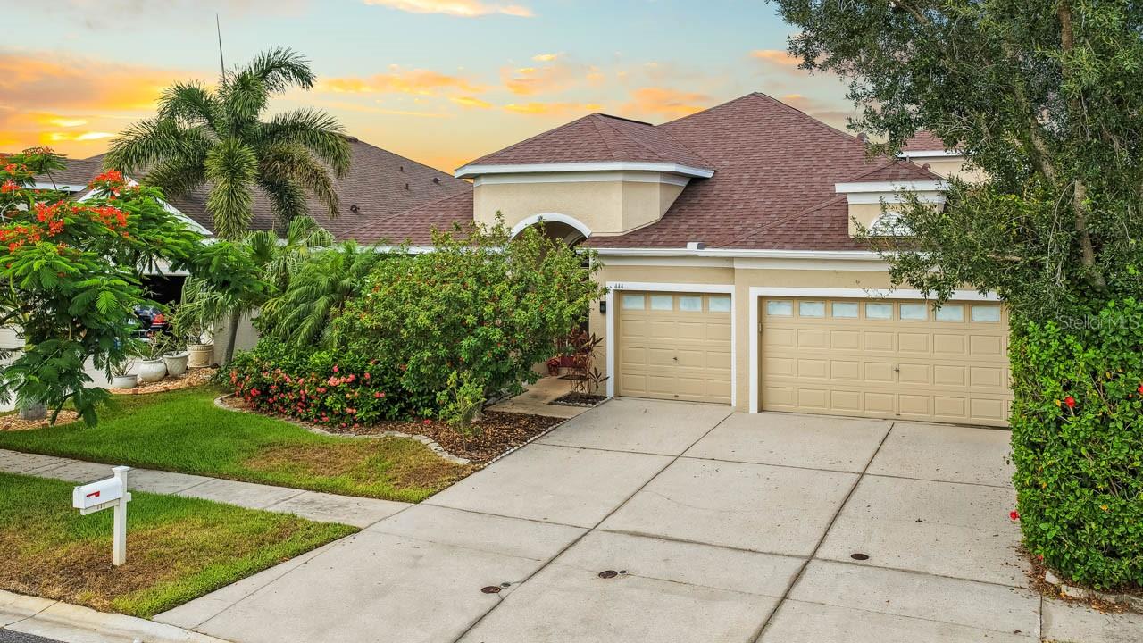 Photo of 444 YORK DALE DRIVE RUSKIN FL 33570
