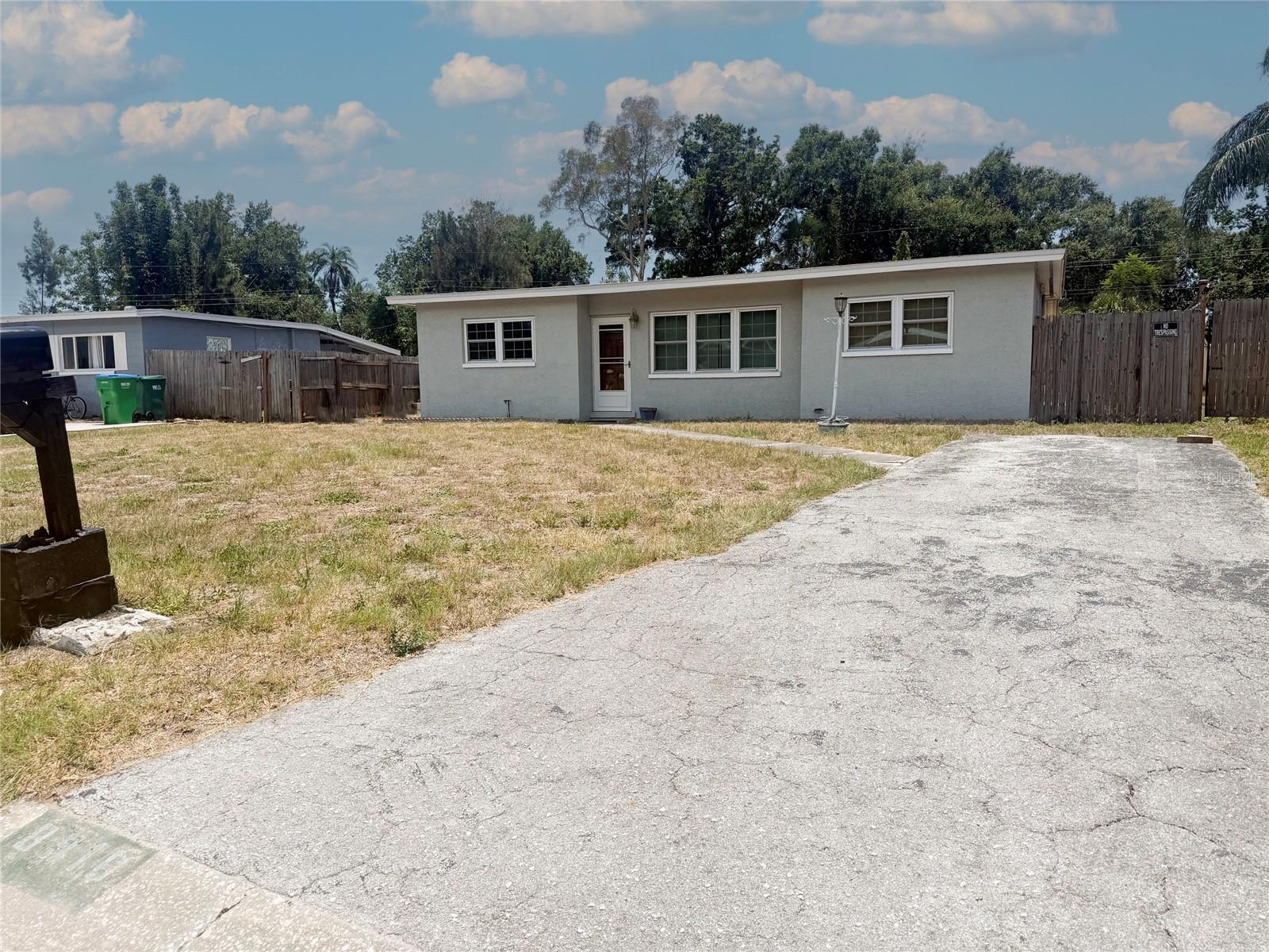 Photo of 8916 NARCISSUS AVENUE SEMINOLE FL 33777