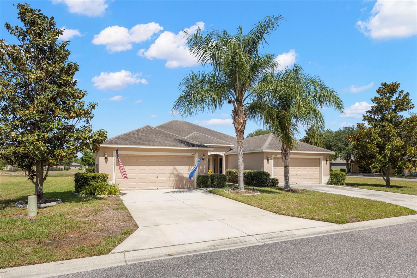 Photo of 13627 CREST LAKE DRIVE HUDSON FL 34669