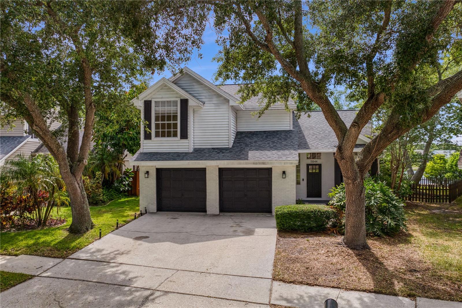 Photo of 11844 BRANCH MOORING DRIVE TAMPA FL 33635