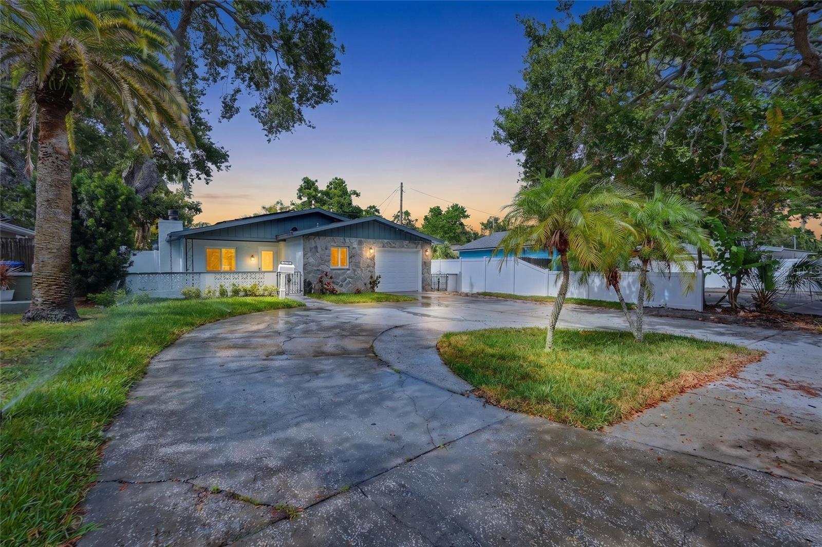 Photo of 8170 22ND AVENUE ST PETERSBURG FL 33710
