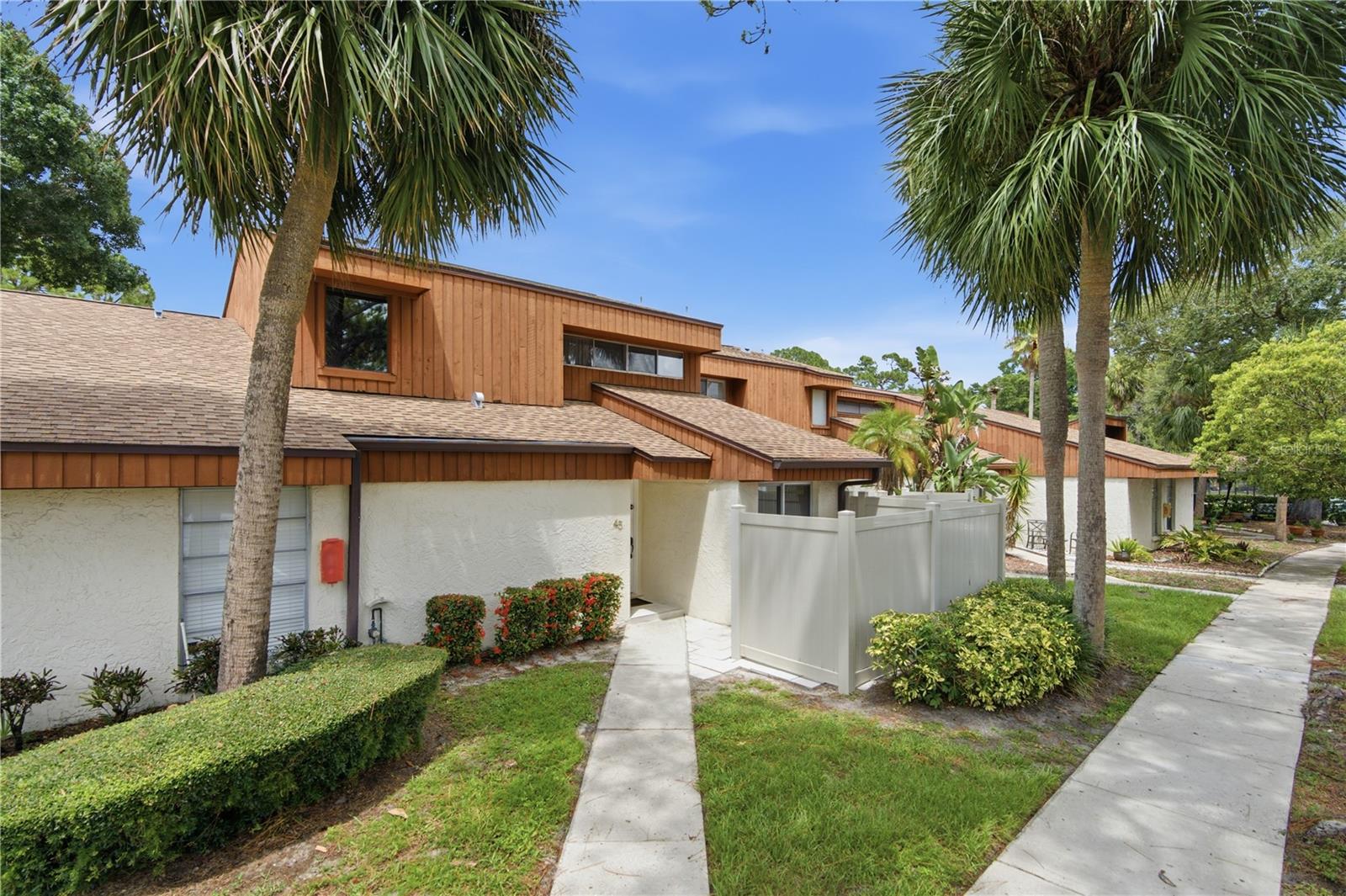 Photo of 2052 SUNSET POINT ROAD #45 CLEARWATER FL 33765